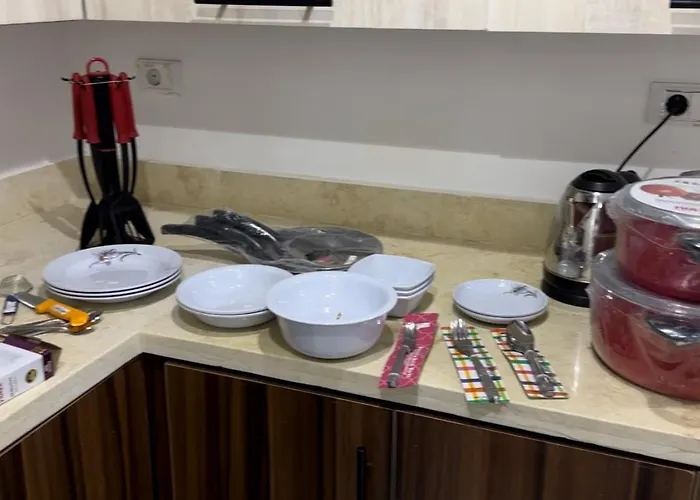 فنادير باي شقة *