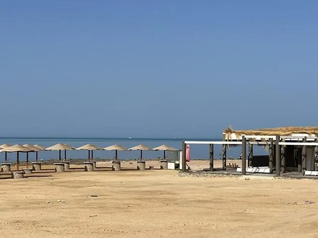شقة فنادير باي *